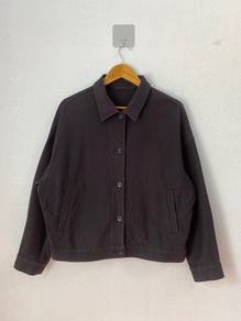 Uniqlo Women’s Black Boxy Cropped Jacket