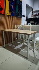 table 120 cm x 60 cm