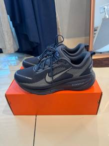 Nike Vomero 18 Men 9UK