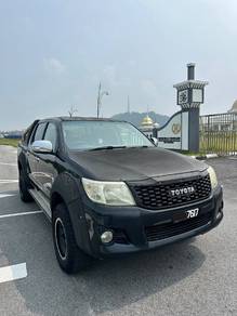 Toyota Hilux G in Kuala Nerus, TRG