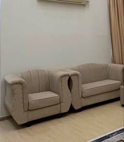 sofa 2+1 easy clean like new