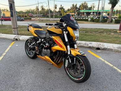 Benelli TNT 600S