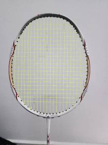 Apacs Sizzle 9K Badminton Racket 