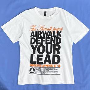 Pre-loved Original Airwalk Tshirt S/M Size