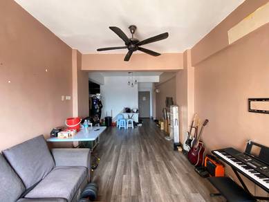 Condominium For Sale in Villaria (Petaling Jaya)