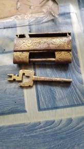 Chinese old lock