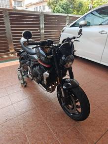 Triumph Trident