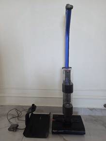 Dyson WashG1 Wet Floor Cleaner –(Negotiable)