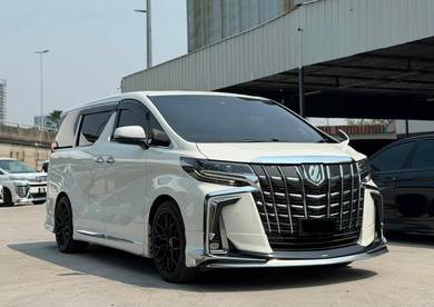 Toyota Alphard 2.5 SC in Puchong, SGR