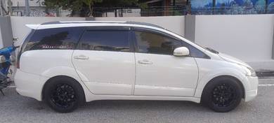 Mitsubishi Grandis in Ipoh, PRK