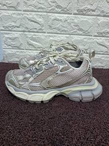 uk4 Balenciaga 3XL Sneakers