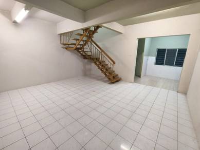 2-storey Terraced House For Sale in Seri Kembangan,SGR