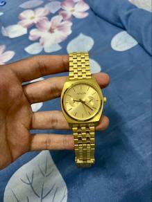 nixon watch
