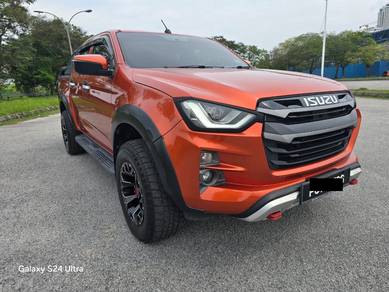 Isuzu D-Max AT PLUS in Sungai Besi, KUL