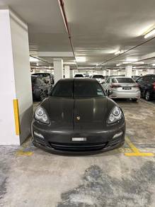 Porsche Panamera in Sungai Buloh, SGR