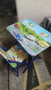 Meja belajar Budak