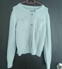 Light Blue Knit Cardigan with Pockets