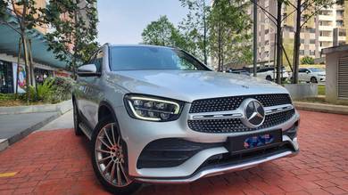 Mercedes Benz GLC200 200 AMG LINE in Petaling Jaya, SGR
