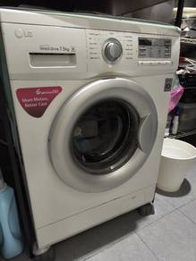 LG 7.5kg Front Load Washer