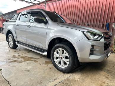 2023 Isuzu D-Max PREMIUM