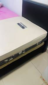 Bed frame & 4 Matress (Single)