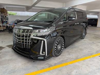 Toyota Alphard SC in Desa Petaling, KUL