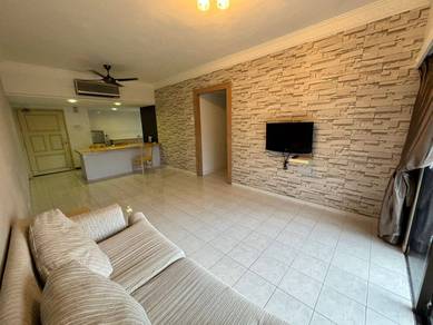 Condominium For Sale in Selat Horizon