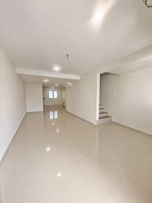2.5-storey Terraced House For Sale in Bachang,MLK