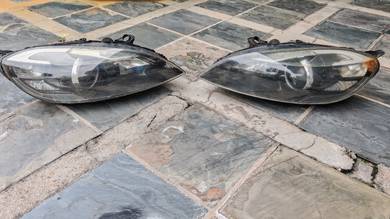 Volvo v40 headlights