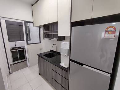 Condominium For Rent in Flora Residency