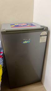 Refrigerator kecik