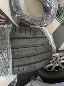 275/40/R18 Pirelli cinturato P7 run flat