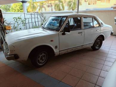 Daihatsu Charmant LGX in Bintulu, SWK