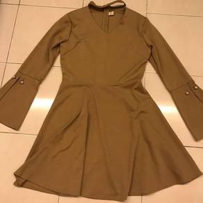Quality khaki dinner dress