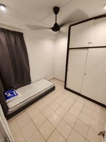 Room in Subang Jaya, SGR