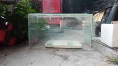 aquarium ikan