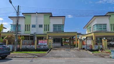Semi-Detached House For Sale in Kota Samarahan,SWK