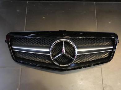Mercedes Benz W212 Grille W212 Non Facelift grill
