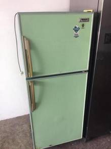 National Vintage Fridge Refrigerator Peti Sejuk