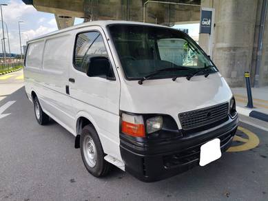 Toyota Hiace in Serdang, KUL