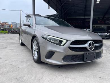 Mercedes Benz A180 180 SEDAN in Kajang, SGR