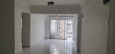 Condominium For Sale in Vista Saujana