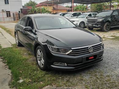 2018 Volkswagen Passat TSI COMFORTLINE (CKD)