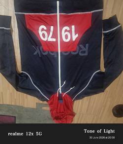 Reebok hoodie zipper 