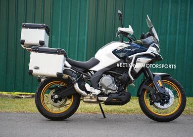 CFMOTO 700MT