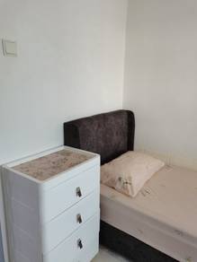 Room in Ampang, SGR