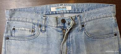 Uniqlo Jean Pakai kerja