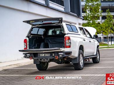 Mitsubishi Triton VGT in Bandar Saujana Putra, SGR