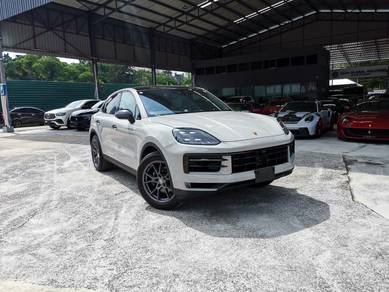 Porsche Cayenne BASE in OUG, KUL
