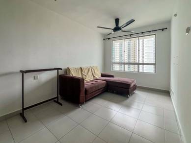 Apartment For Rent in Centrio Avenue
